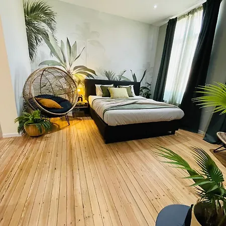 Exotique Avec Bain Balneo 아파트