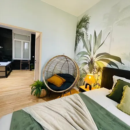 Exotique Avec Bain Balneo 아파트 리에주